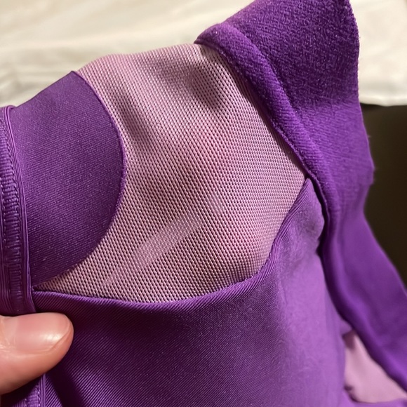 NIKE PURPLE RACER BACK SPORTS BRA WITH MESH DETAILING - Picture 3 of 8